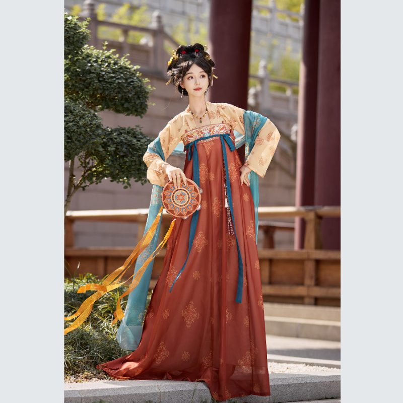 Hanfu haljina ruqun, gornji dio do prsa i suknja, restaurirani drevni stil, proljeće–ljeto.