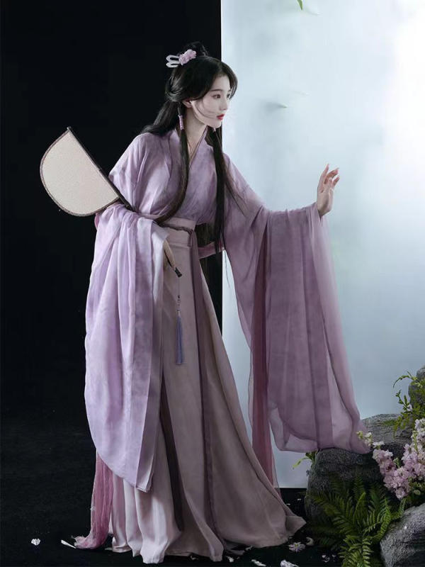 Hanfu suknja u Wei Jin stilu za žene s ispisom na preskriženom ovratniku i širokim rukavima, osmerodjelna suknja — tradicionalna kineska odjeća za svakodnevno nošenje