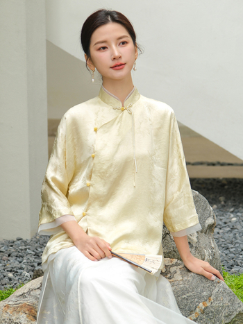 Qing shuzhai női kínai stílusú felső V-nyakkal és jacquard szövésű, Tang-kori ihletés, kézzel készített csomózós zárak
