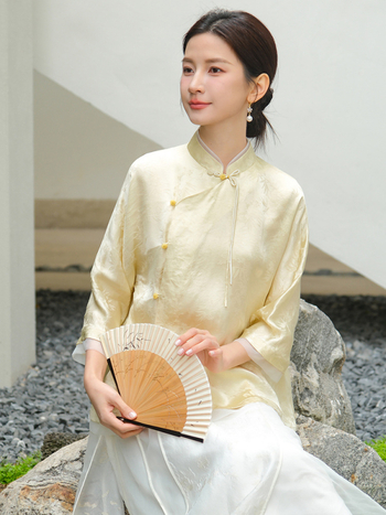 Qing shuzhai női kínai stílusú felső V-nyakkal és jacquard szövésű, Tang-kori ihletés, kézzel készített csomózós zárak