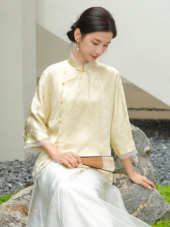 Qing shuzhai női kínai stílusú felső V-nyakkal és jacquard szövésű, Tang-kori ihletés, kézzel készített csomózós zárak