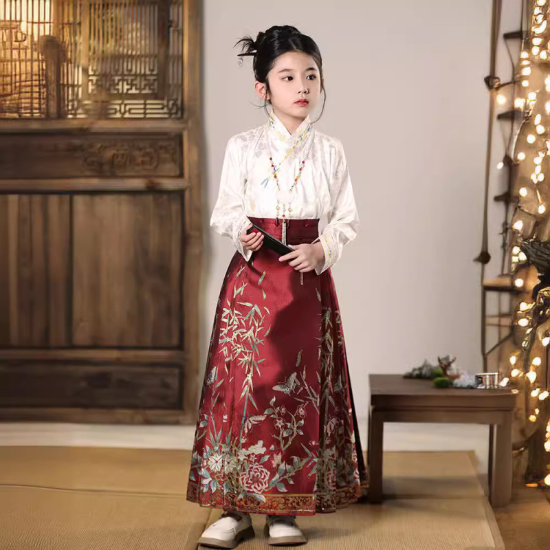 Premium Hanfu suknja za djevojčice, proljetni stil, Ming-inspirirani kineski kostim za mlade izvođačice Guzheng
