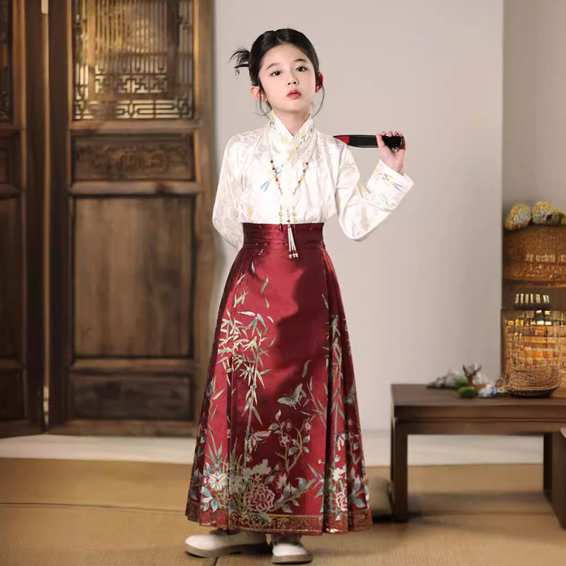 Premium Hanfu suknja za djevojčice, proljetni stil, Ming-inspirirani kineski kostim za mlade izvođačice Guzheng