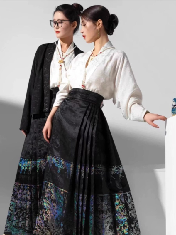 Ming stil tradicionalni odjevni set s plisiranom suknjom za žene, 2025 novi model, za sve sezone