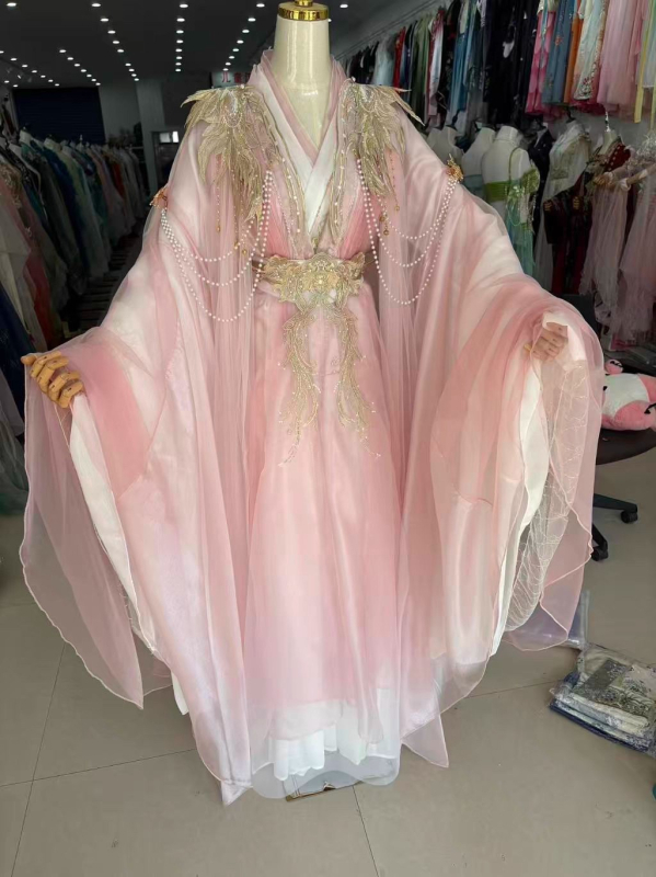 Ženski Hanfu, Tang stil do prsa, dnevna nosivost, bogato izvezen zlatnim detaljima, široki rukavi, wuxia/xianxia inspiracija