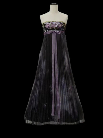 Odrasla žena Hanfu s teškom šivanjem i motivom kamelije, crna planinska boja, duljina do prsa, starinski kostim suknja, stanjivanje figure, novi kineski stil