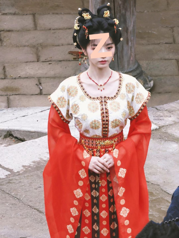 Hanfu u stilu Tanga, set s topom do struka s okruglim izrezom i dugačka suknja s osam panela, svakodnevna verzija za proljeće-ljeto