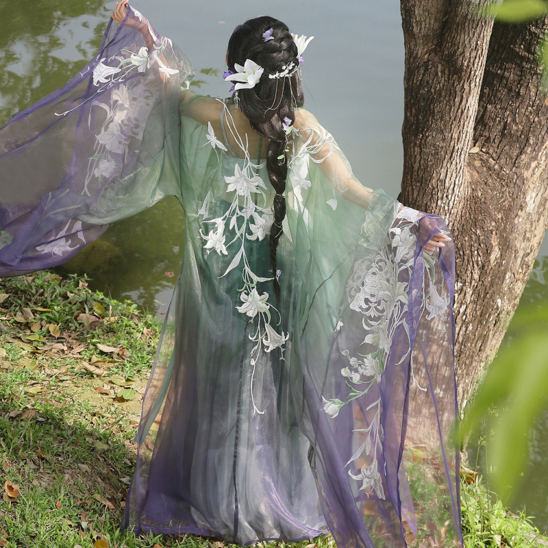 Hanfu ženski top sa širokim rukavima i naramenicama u struku, set teškog veza za proljeće i ljeto (Yougu Lily)