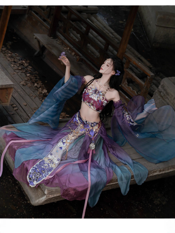 Hanfu-inspiriran set s gradijentnom izvezom i topom bez rukava, ženski komplet s Han elementima, proljeće-ljeto