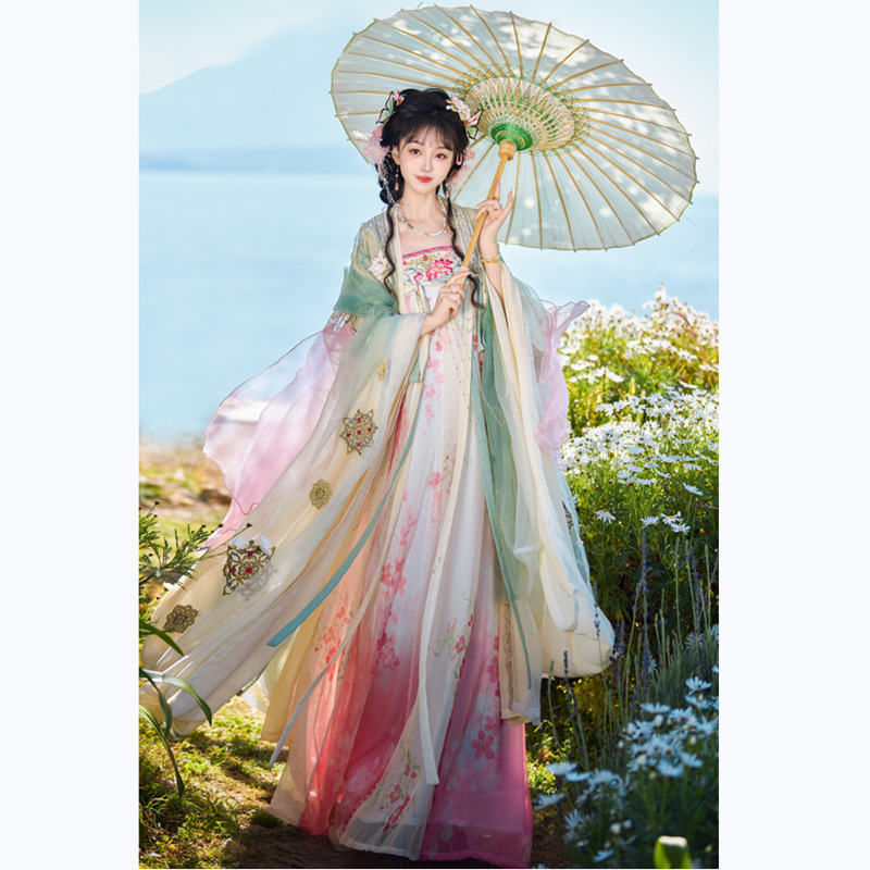 Hanfu set za proljeće i ljeto – 'Spring Dawn', Tang stil ruqun s izvezenim širokim rukavima