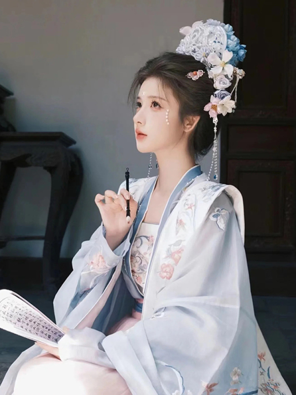 Hanfu dinastije Ming i Song – komplet za žene, jesen, bogata vezenja, bluza sa širokim rukavima