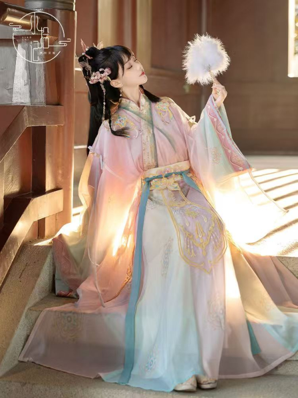 Hanfu u Wei Jin stilu, široki rukavi, preklopni ovratnik, suknja do struka, proljeće i jesen, poliester.