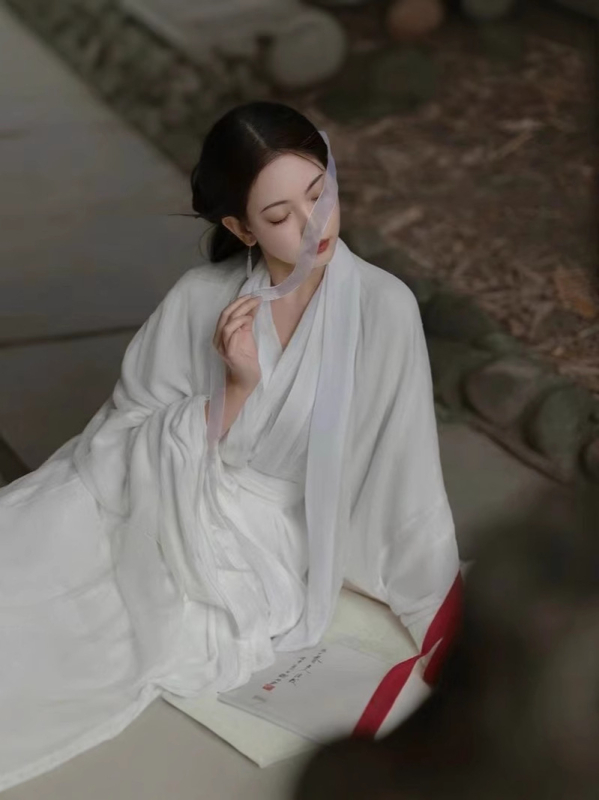 Hua Chao Ji [Mrazno bijela] Izvorni novi Hanfu s ravnim rubom, Han elementi dinastije Wei-Jin, bijeli Hanfu za žene, eteričan i elegantan