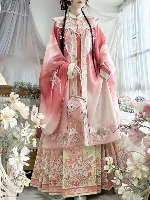 Originalni Hanfu za žene, 2025 novi stil Yuming, dugi top sa stojećim ovratnikom i izvezena suknja s panelom te geometrijskim uzorom, proljeće-jesen komplet.
