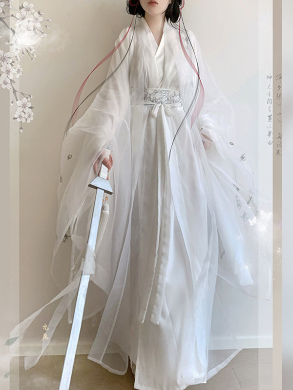 Hanfu 2025 – izšiveno, križni ovratnik, široki rukavi, dugačak prav kroj, svakodnevno nošenje, geometrijski uzorak, drevni stil