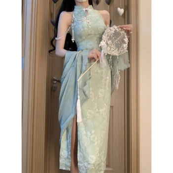 Zeleno moderno qipao haljina s halter izrezom, duga žena haljina, kineskog stila