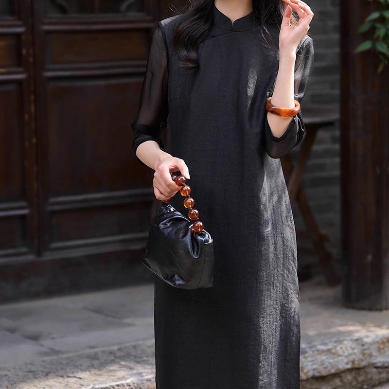 Qipao haljina od Xiangyun svile s uzorkom crackle, srednja duljina, A-linija, okrugli izrez, rukav 3/4, opušteni struk, ljeto 2026