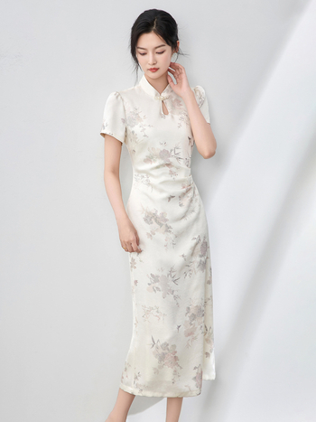 2506210 - Novi kineski stil otisak, osvježavajući dodir, kopče s perlama, stojeći ovratnik, haljina cheongsam, duga ljetna haljina