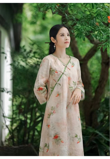 Ženska haljina u kineskom stilu Cheongsam, nova 2024, opuštena silueta, midi duljina, kratki rukavi, print