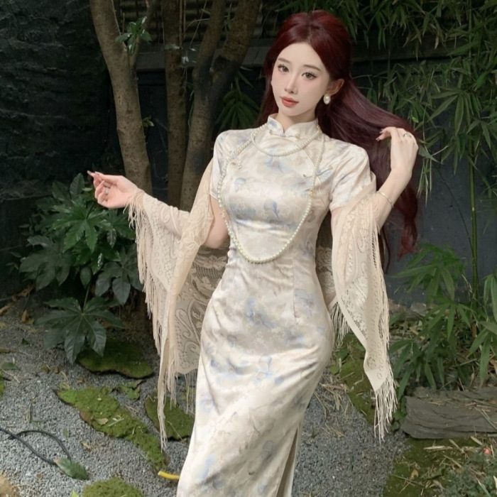 2025-ös kínai stílusú hosszú ruha nyomott mintával, álló gallérral, rövid ujjú, mindennapi elegancia