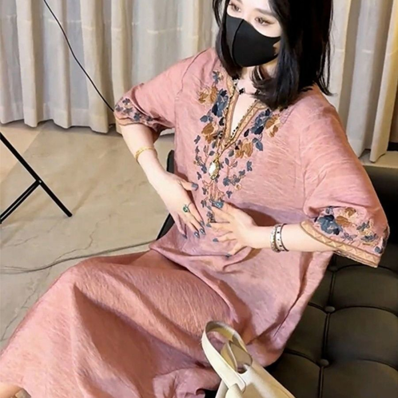 Haljina od pamuka i lana s kineskim stilom i bogatom vezom, ljetni model, slobodan kroj, A-linija, za žene