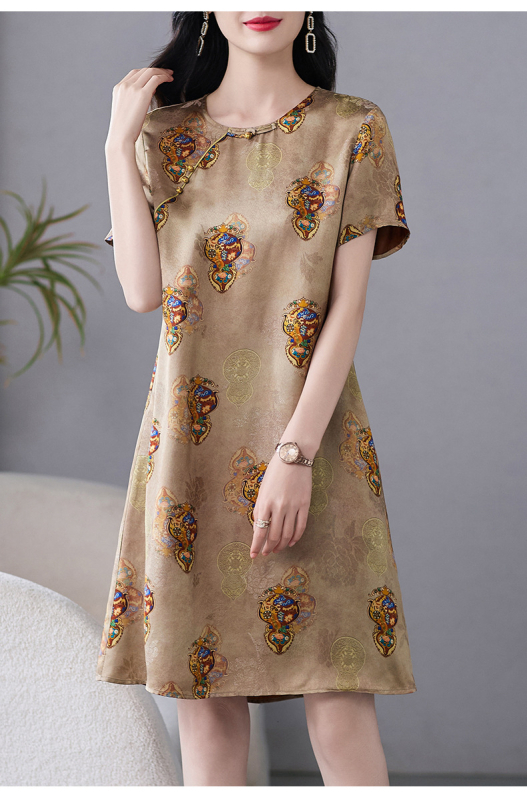 Svijetloplava cheongsam haljina od rayona s mirisnom Cloud Yarn pređom – ljeto, moderan kineski stil, uski kroj