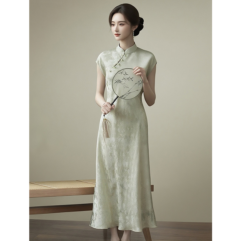 Elegantna duga haljina od svile od mulberry, Jacquard s cvjetnim uzorcima, kineski retro stil, uski kroj, za mlade žene, 2026