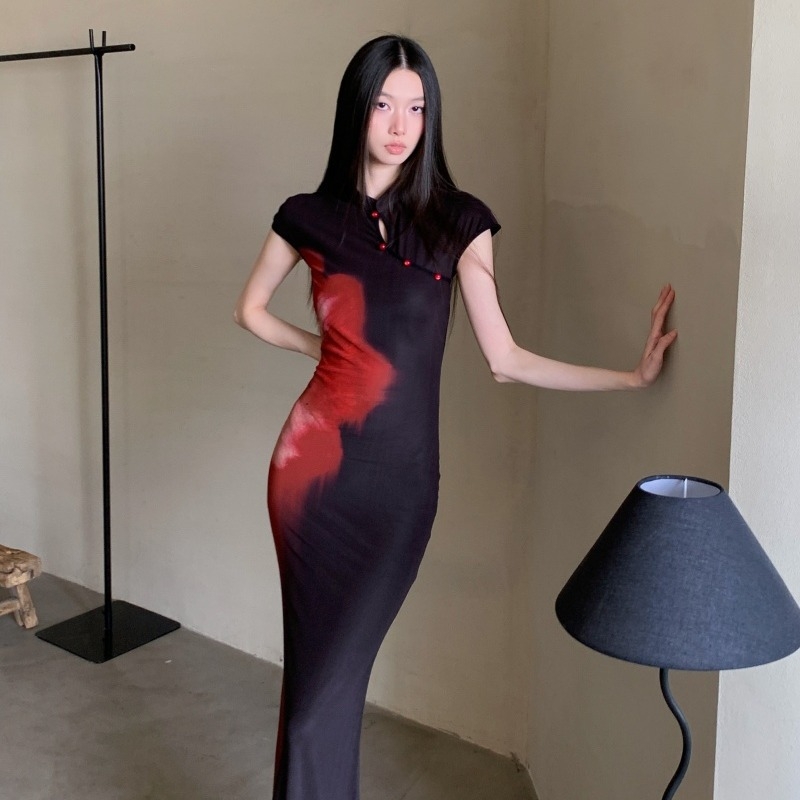 Qipao haljina s visokim strukom, dugi rukavi, srednje duljine, crno-crveni print, tkanina od konoplje, ulični stil