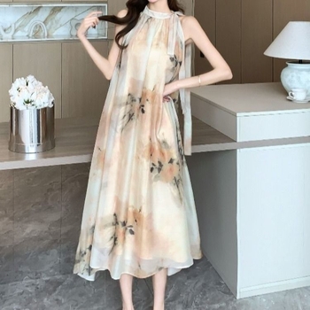 Chunye Girl: Új kínai stílusú chiffon halterneck ruha, elegáns szabásvonal, kiemelt derék, vállak szabadon, nyaralási ruházat kínai ihlettel