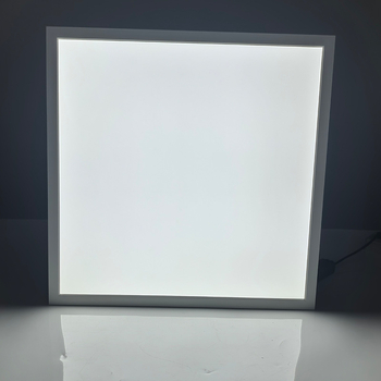 LED водоустойчива панелна лампа IP65/IP54, прахо- и влагозащитна, плосък панел 600x600 за таван с интегриран директен източник на светлина