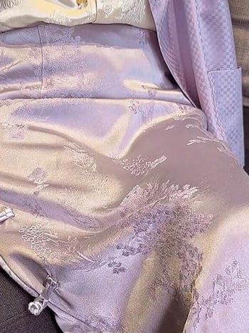 Purpurna jacquard suknja s biljnom bojom, novi kineski stil, retro kroj, uski struk, kopča s kineskim čvorom i šlicem