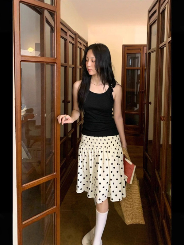 MIDI suknja s točkicama u boji breskve, podstava, vintage stil, ženstven izgled