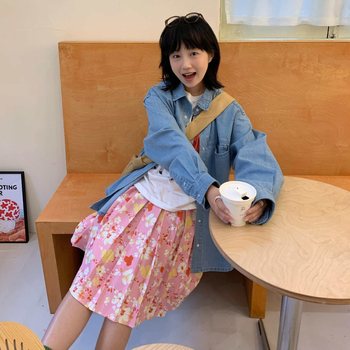 Ružičasta cvjetna plisirana midi suknja za žene