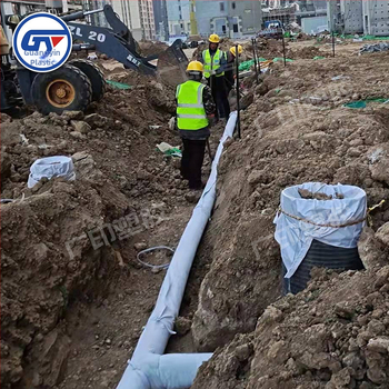 Пластмасова дренажна тръба със слепи канали за тунели на метрото, пътни основи и дренаж за озеленяване (обвита с плат)