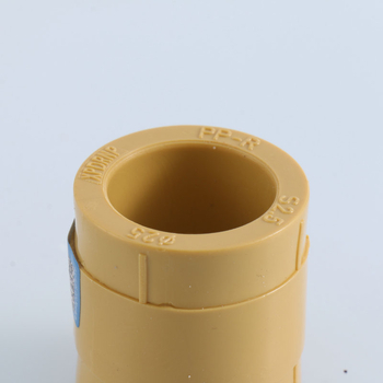 Жълти PPR фитинги за водопровод за тръби 1/2-inch и 3/4-inch, равномерен диаметър, прави връзки за дома