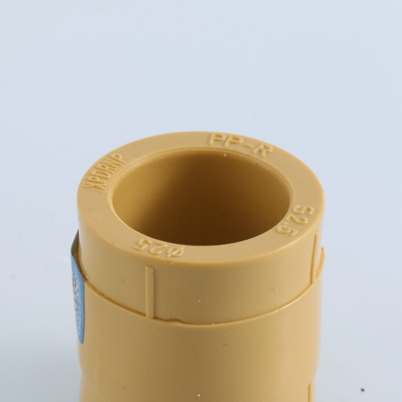 Жълти PPR фитинги за водопровод за тръби 1/2-inch и 3/4-inch, равномерен диаметър, прави връзки за дома