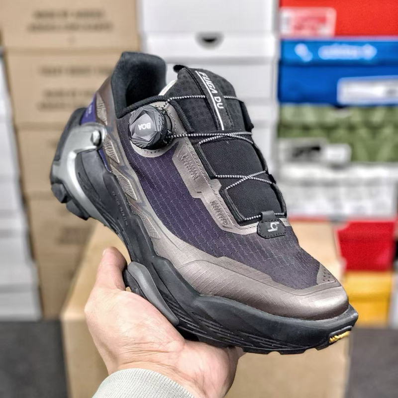 Pantofi de trail cu sistem de închidere rapid, negri, talpă joasă, pentru drumeții montane și alergare