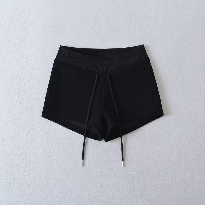 Nyári sokoldalú alacsony derékú sportshort, húzózsinóros, karcsúsított szabás, szexi illeszkedés a csípőn, 2025 nyár