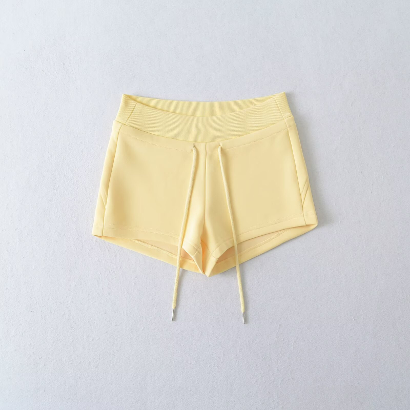 Nyári sokoldalú alacsony derékú sportshort, húzózsinóros, karcsúsított szabás, szexi illeszkedés a csípőn, 2025 nyár