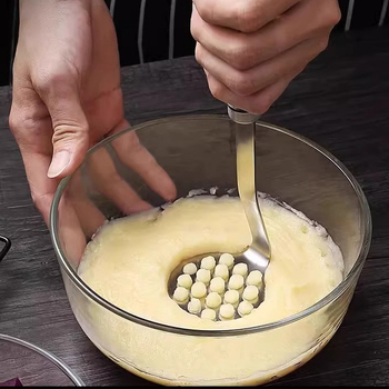 Ръчен пасатор за картофи – кухненски уред за пюре и детска храна