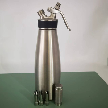 500 ml помпа за сметана от неръждаема стомана 304 – уред за разбиване и аериране на крем