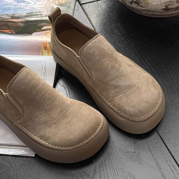 Muške nubuk loaferice, bez pertli, udobne, s debelim gumom potplatom