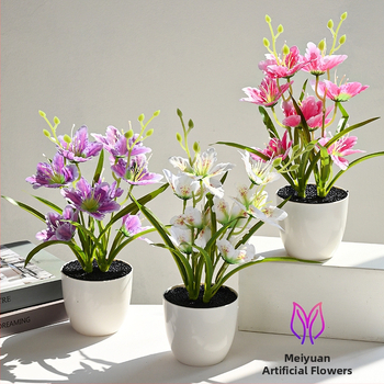 Bonsaj s listovou plameňovou orchideou, umelé kvety, dekoratívna rastlina v kvetináči do obývačky, štúdia a kancelárie