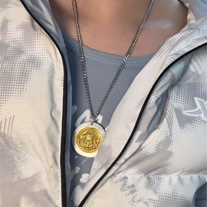 Srebrni privjesak Boga bogatstva, ručno izrezbarena Budina statua, unisex, retro etno stil