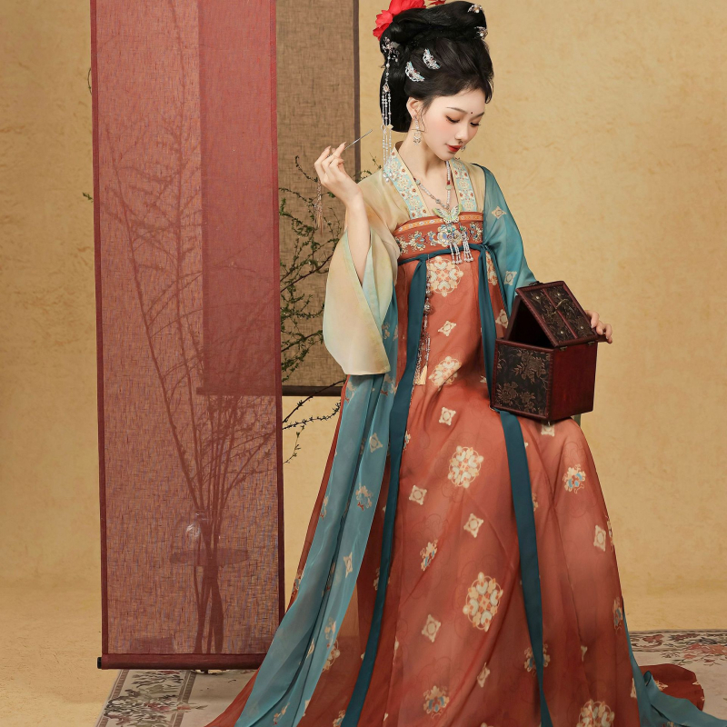 Hanfu set s izvezenim u stilu Tang dinastije, top dužine do prsa i suknja, svakodnevna upotreba, proljeće-ljeto