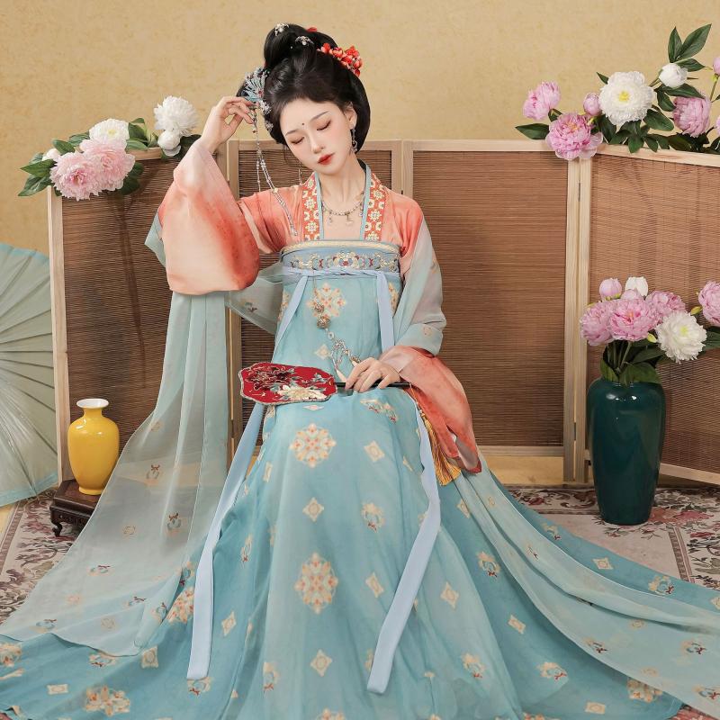 Hanfu set s izvezenim u stilu Tang dinastije, top dužine do prsa i suknja, svakodnevna upotreba, proljeće-ljeto