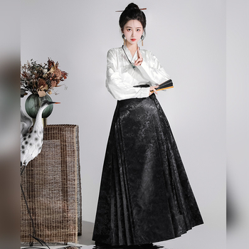 Hanfu top i suknja Horse-Face, novi kineski stil, proljeće 2025, vitak struk, elegantan dojam