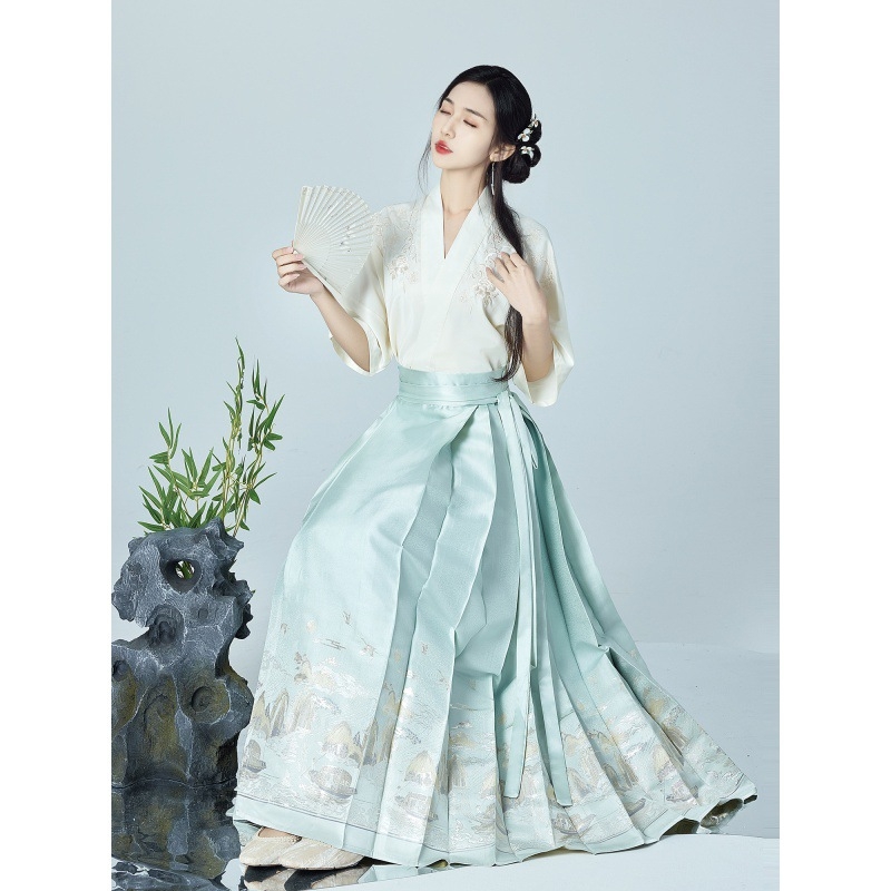 Hanfu inspiriran top s kratkim rukavima i preklopnim ovratnikom, gusta izvezenost z zlatnom nitom, Mamian suknja