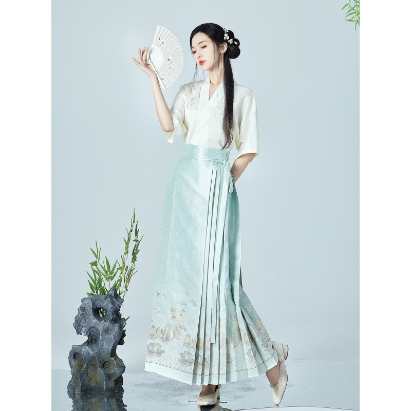 Hanfu inspiriran top s kratkim rukavima i preklopnim ovratnikom, gusta izvezenost z zlatnom nitom, Mamian suknja