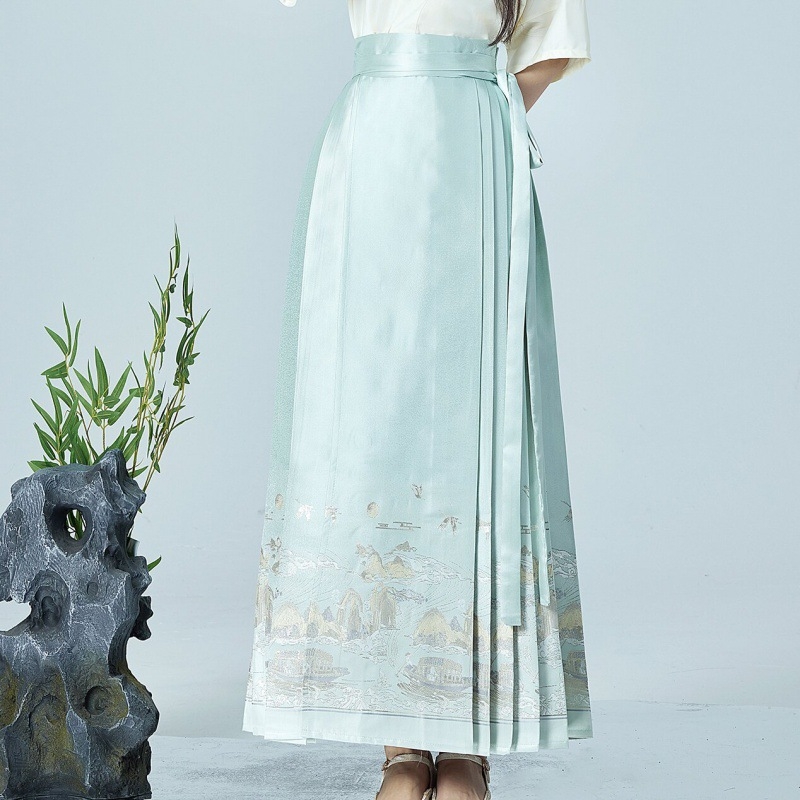 Hanfu inspiriran top s kratkim rukavima i preklopnim ovratnikom, gusta izvezenost z zlatnom nitom, Mamian suknja